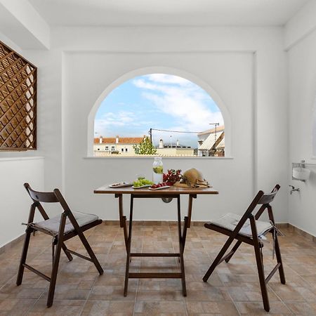 Spetses Center Comfy Apartment Luaran gambar