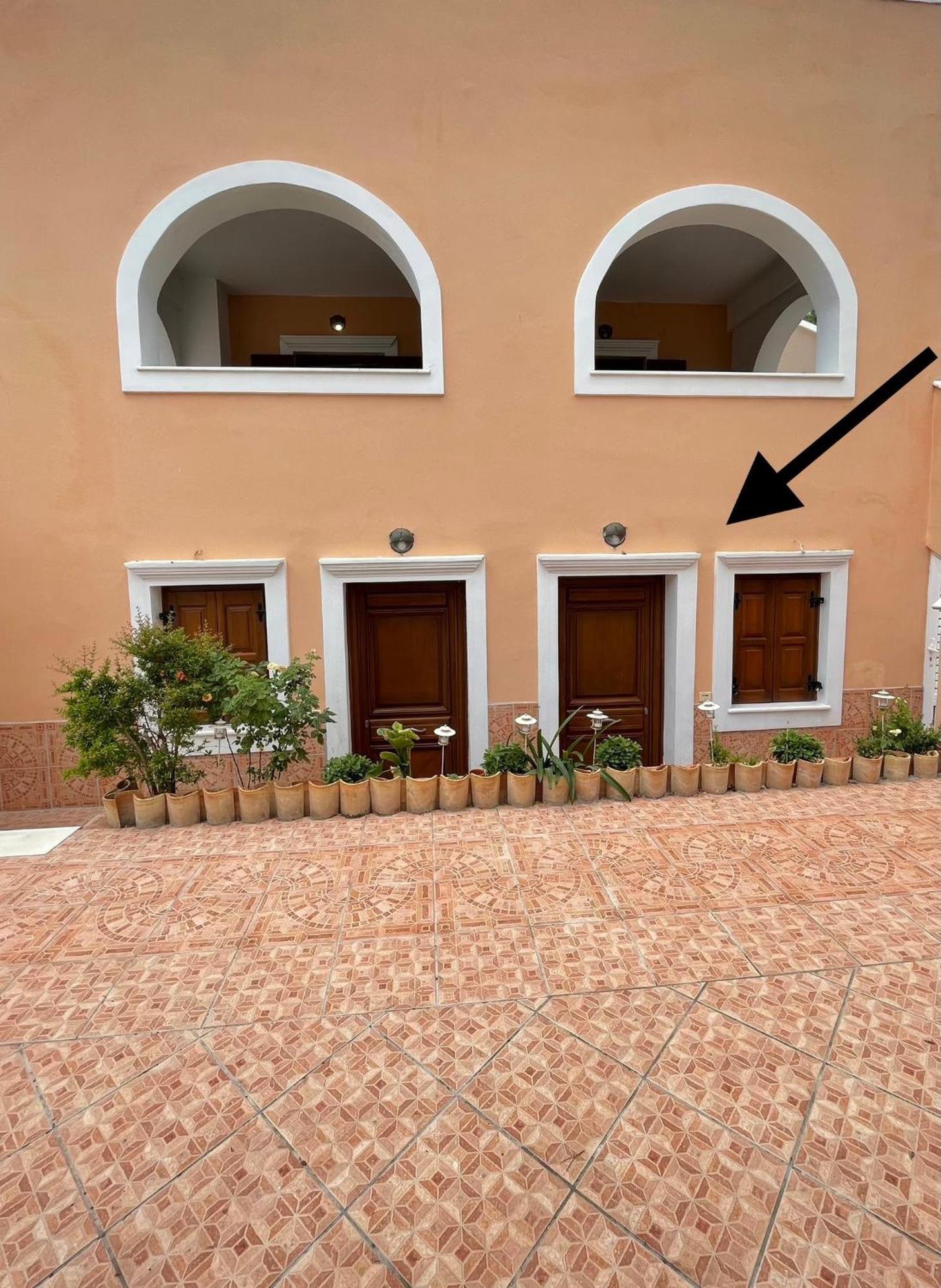 Spetses Center Comfy Apartment Bilik gambar