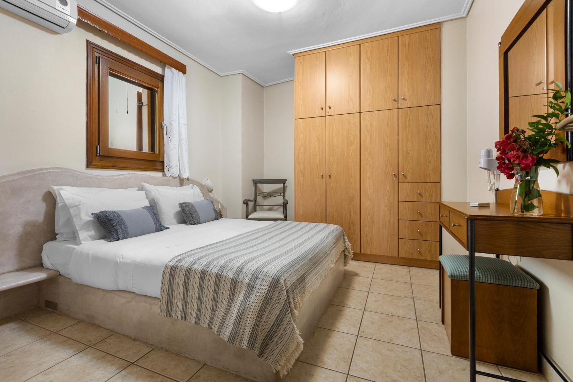 Spetses Center Comfy Apartment Luaran gambar